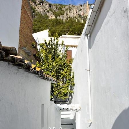 Casa Rural Recovecos Algodonales Bagian luar foto